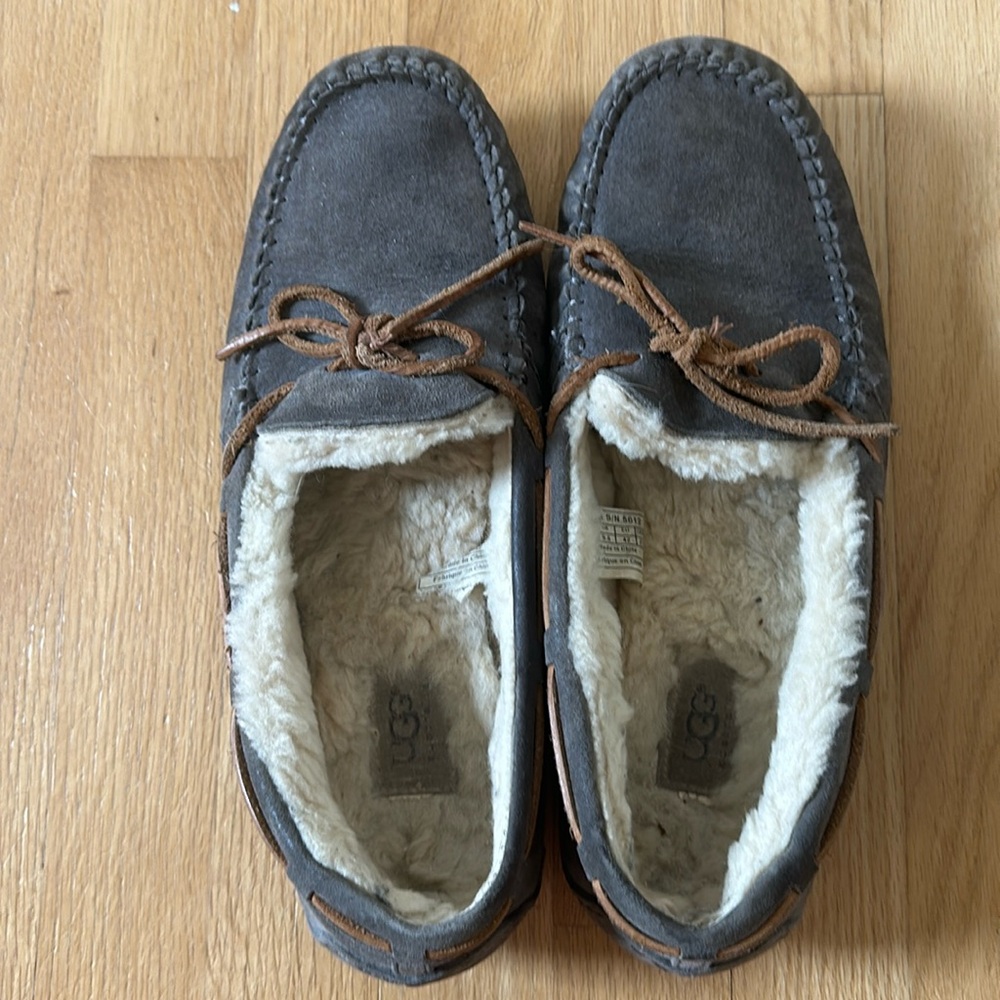 UGG Dakota Moccasin Slippers 11